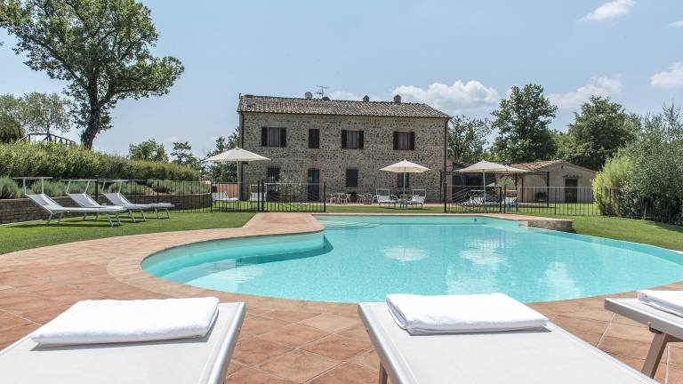 Family-oriented charming villa with private pool, garden & BBQ | Pool view | Dogs allowed — photo 2