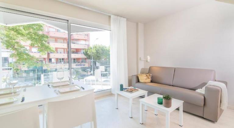 Rental apartment with terrace — photo 3