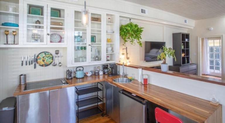 Rental apartment with yard & patio | Suitable for remote work — photo 3