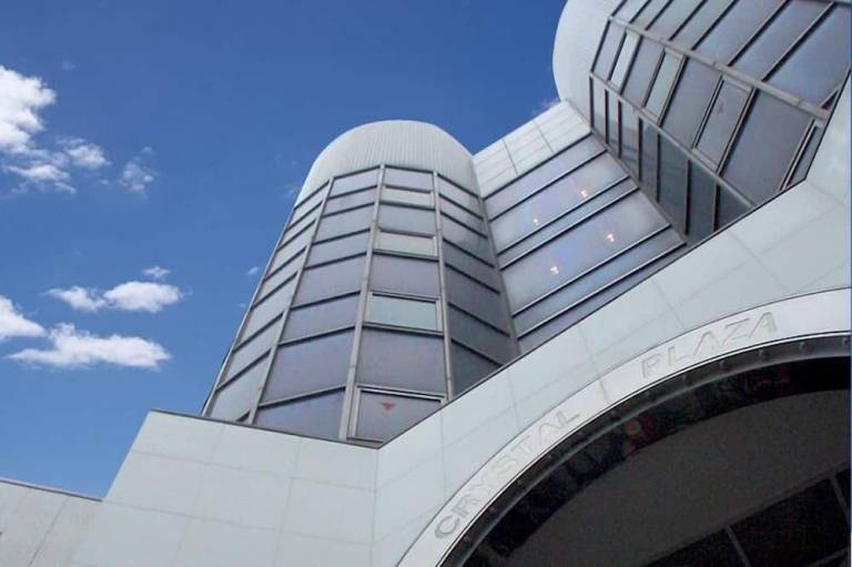 Hotel Crystal Plaza