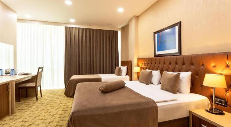 West Shine Hotel — photo 2