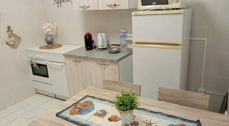 Apartment with 2 rooms for 4 persons — photo 4
