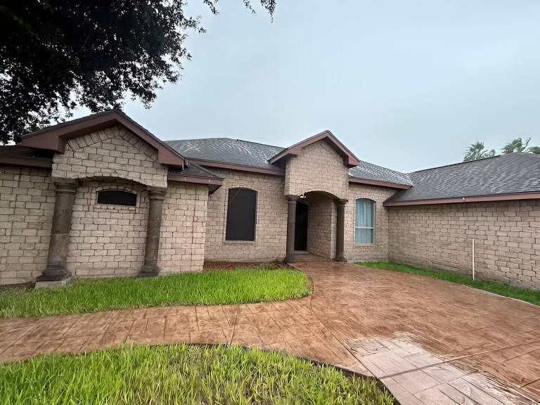 House  Fairway Grande