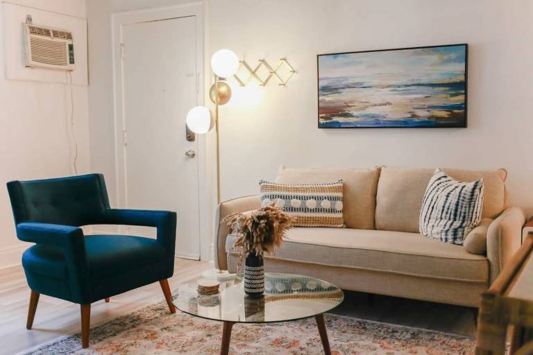 Apartment with fast internet | Water view — photo 4