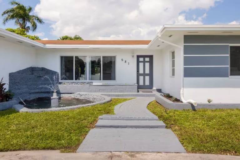 Bed and breakfast  Golden Glades