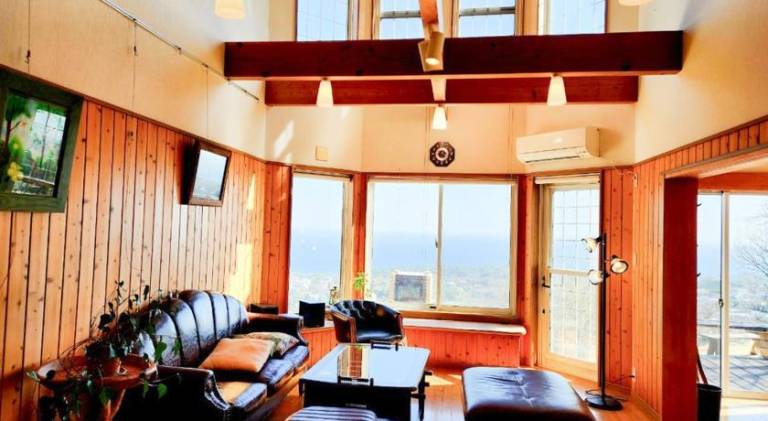 Beautiful vacation home with BBQ | Perfect for remote work | Pet-friendly in Ito