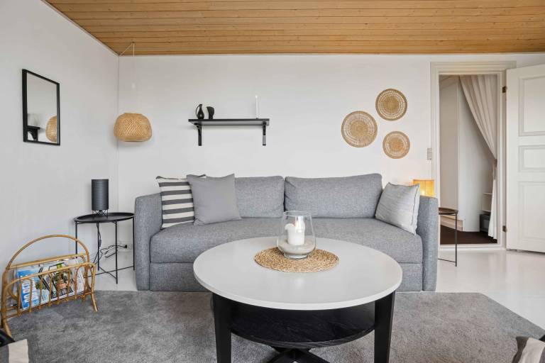 Beautifull 2-room apartment with sea view — photo 4