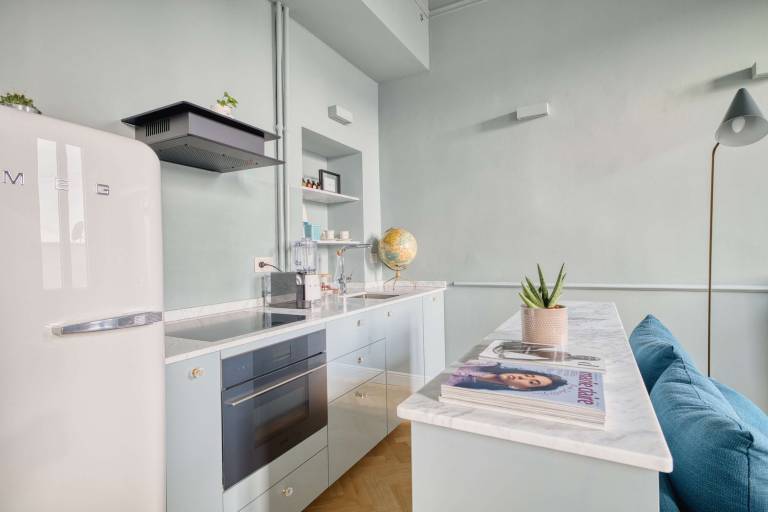 W Bright 2BR near Arco della pace — photo 3