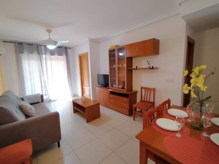 Apartment with pool, terrace & yard | Sea view — photo 5