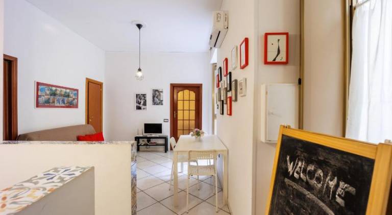 Vacation home | Near Naples Cathedral — photo 2