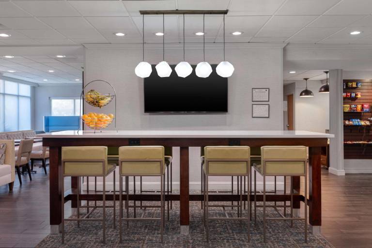 Hampton Inn Tallahassee-Central — photo 2