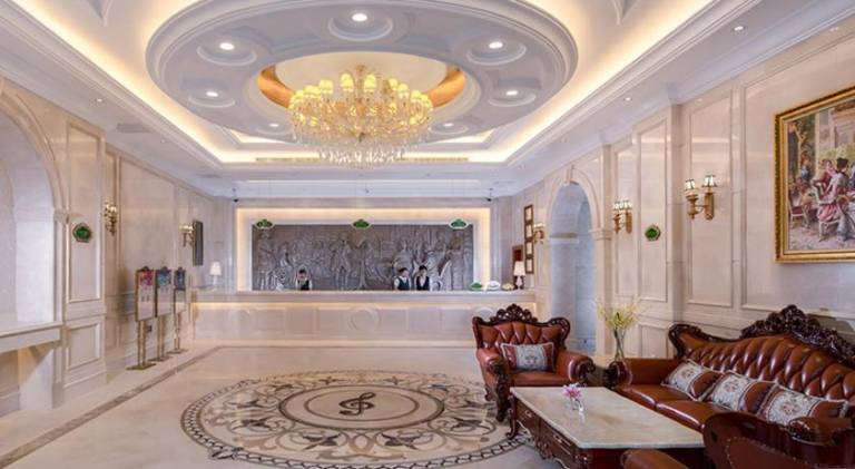 Vienna International Hotel Shenzhen Caopu Baigelong Metro Station — photo 3