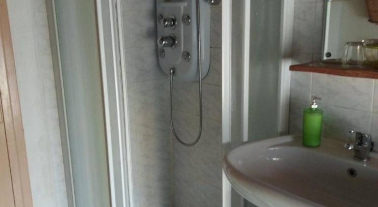 Chalet with 1 room for 4 persons — photo 2