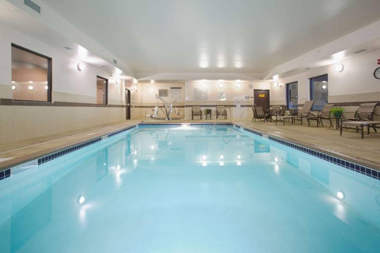 Best Western Plus Lincoln Inn & Suites — photo 2