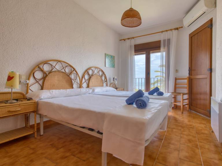 Fully equipped nice vacation home with garden, pool & patio | Sea view | Close to the beach | Pet-friendly — photo 5