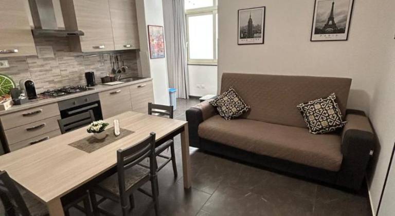 Rental apartment with 1 room for 4 persons in Reggio Calabria