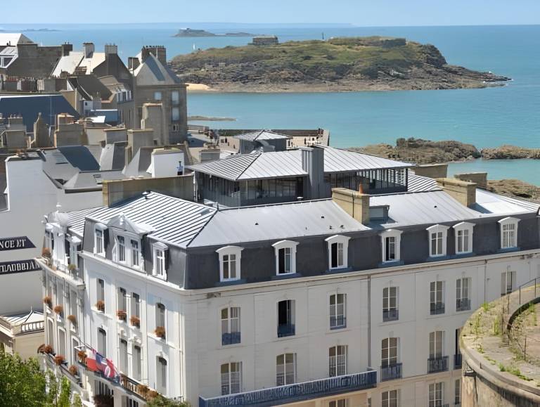 Hotel France et Chateaubriand in Dinard