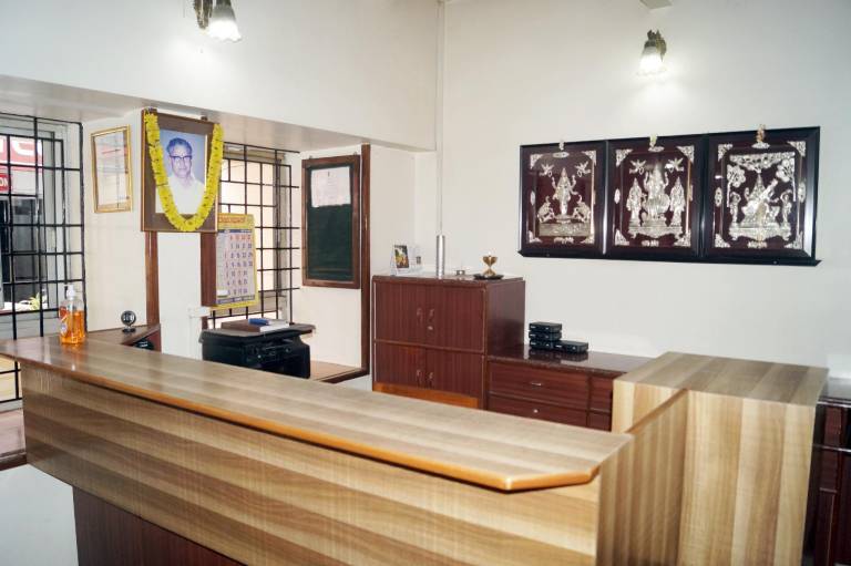 Lodge Basavanagudi