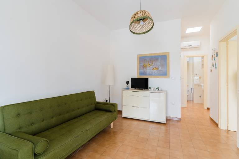 Holiday Home 'Casa Eva a Torre dell'Orso' with Private Garden, Wi-Fi & Air Conditioning — photo 3
