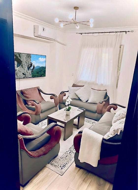 Rental apartment with garden, terrace & pool in Giza