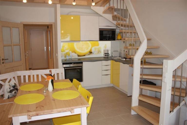 Holiday apartment with a gallery in Garmisch-Partenkirchen — photo 2
