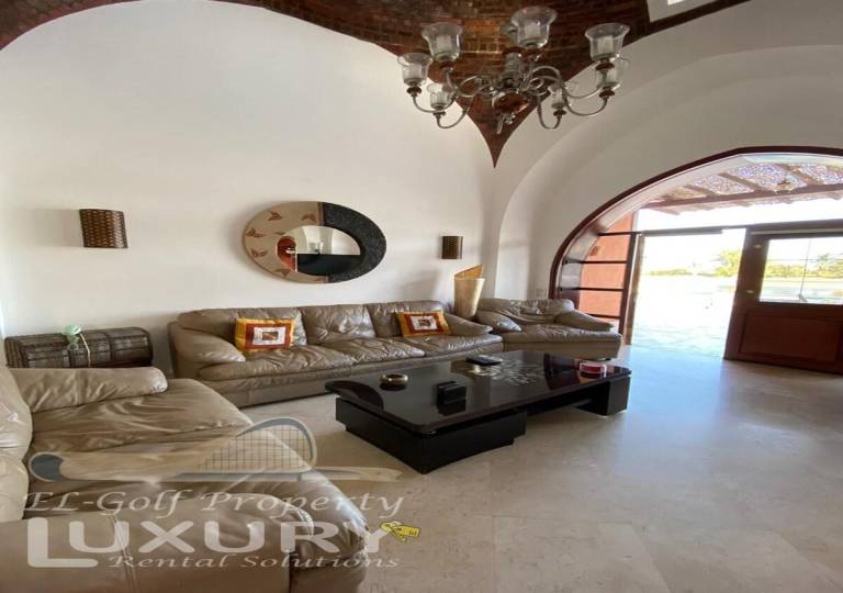 Villa with jacuzzi, yard & pool | Water view | Next to the beach | Dogs allowed — photo 2