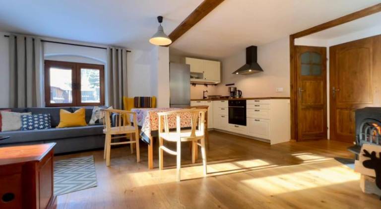 Holiday apartment with 2 rooms for 6 persons — photo 2