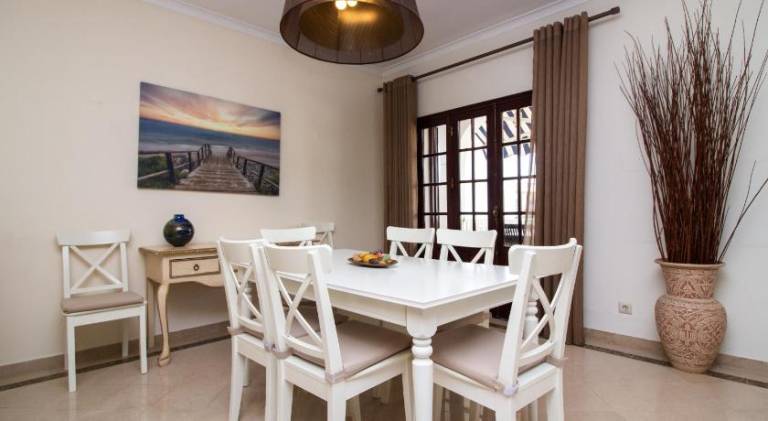 Fully equipped wonderful villa with private pool, garden & grill | Suitable for remote work | Pets are welcome — photo 3