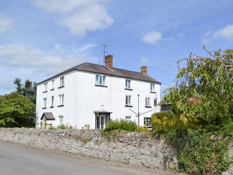 Cottage Craven Arms