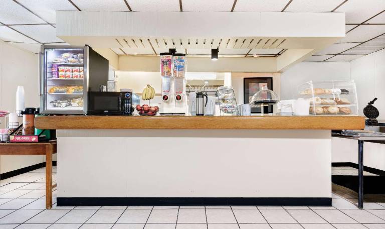 Travelodge by Wyndham Chambersburg — photo 3