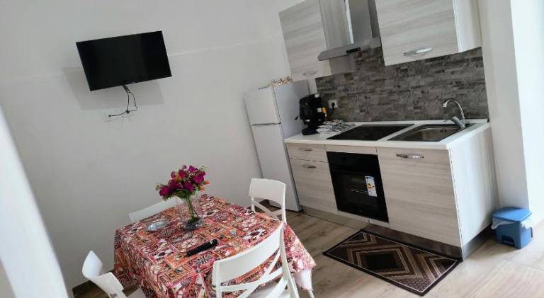 B&B REVOLUTION 2 BED e BREAKFAST — photo 3