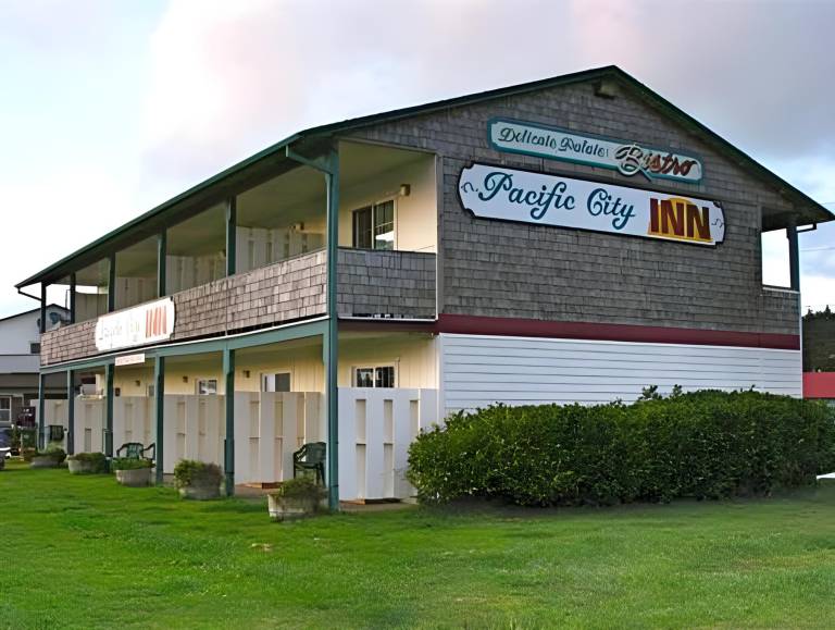 Pacific City Inn in Tillamook, OR