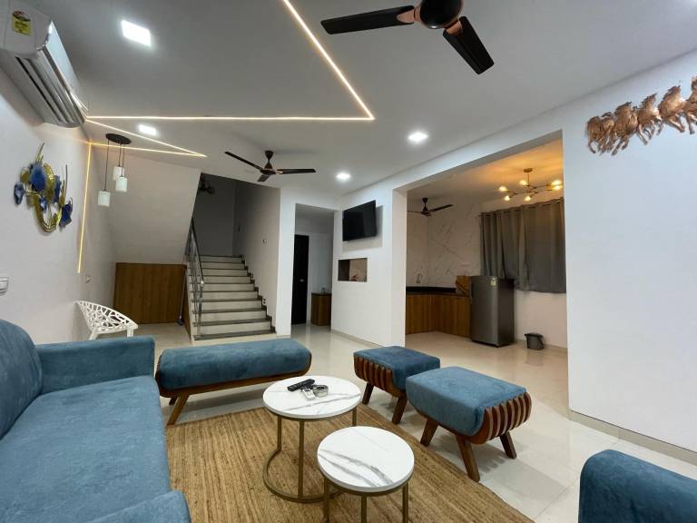 Villa with pool, garden & barbecue | Suitable for remote work in Nashik