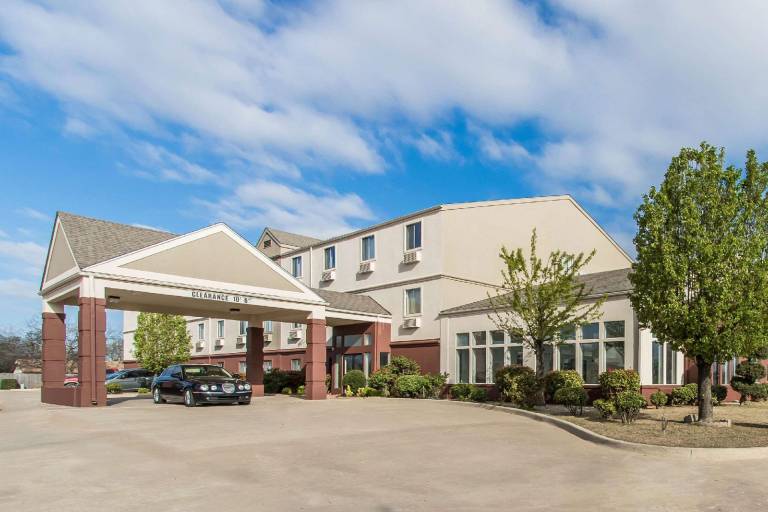 Quality Inn Moore - Oklahoma City in Moore, OK