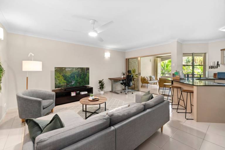 Apartment  Edge Hill