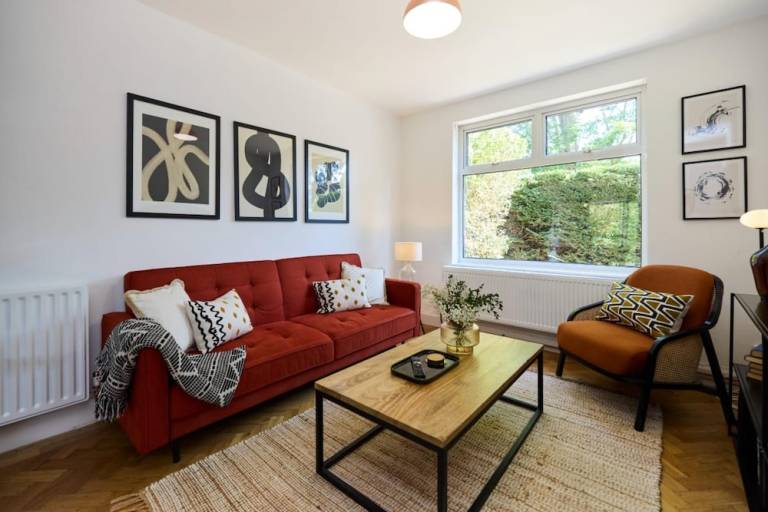 Apartment  Guildford