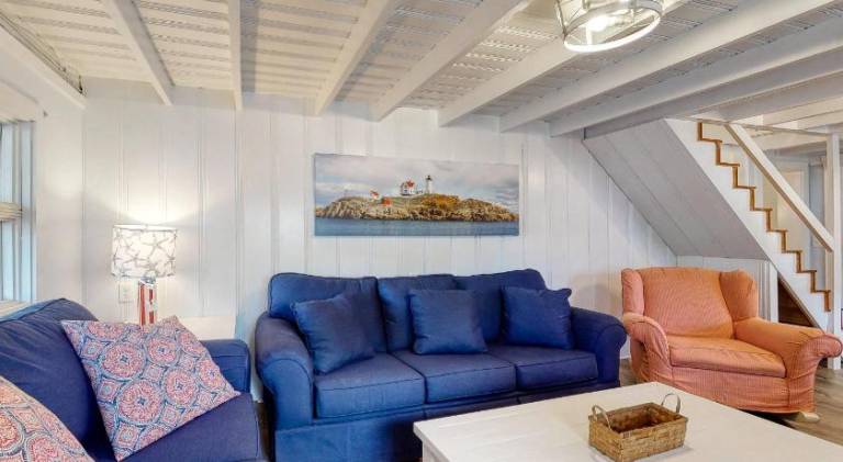 House with 4 rooms for 8 persons in York, ME