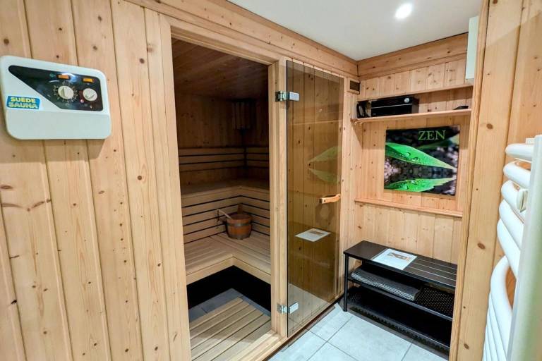 Child-friendly apartment with patio, barbeque & garden | Pets are welcome — photo 2