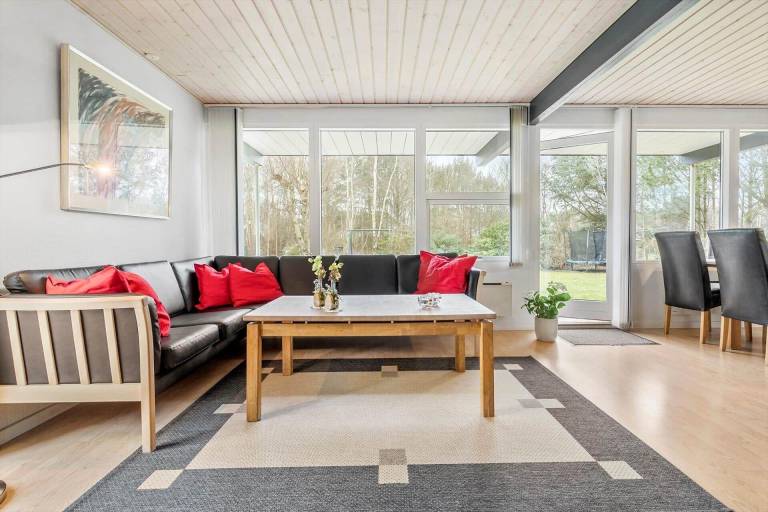 Vacation home with jacuzzi, sauna & barbecue — photo 5
