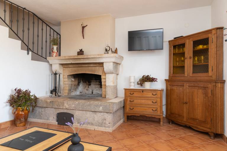 Vacation home with yard & BBQ | Sea view — photo 3
