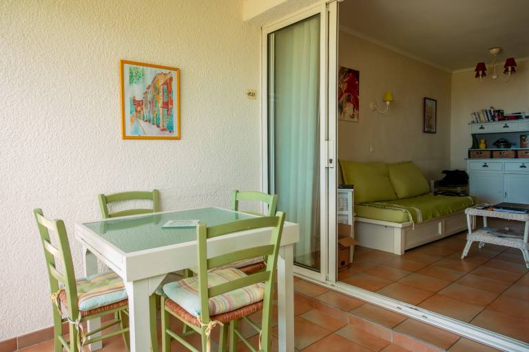 Child-friendly charming holiday apartment with pool, terrace & garden | Garden view | Dogs allowed — photo 5