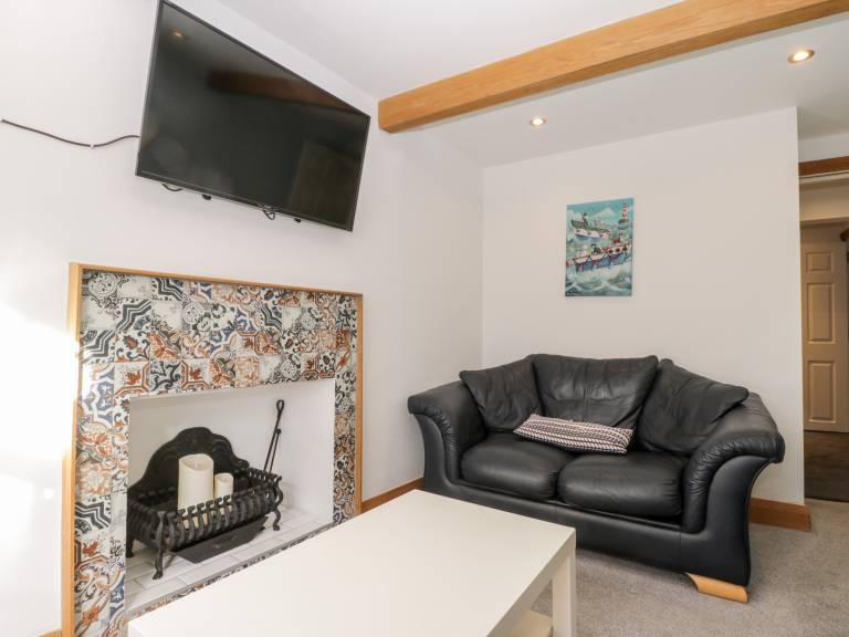 Cottage with 4 rooms for 8 persons — photo 4