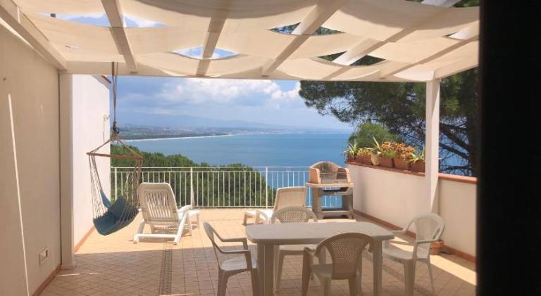 Vacation home with 2 rooms for 6 persons in Catanzaro