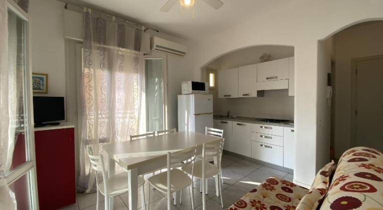 House | Beach nearby | Pets are welcome — photo 2