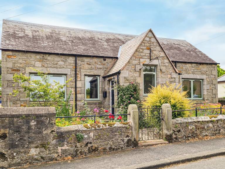 Cottage  Lowick