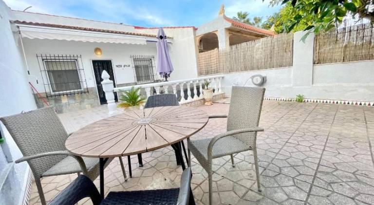 House with jacuzzi | Pet-friendly — photo 4