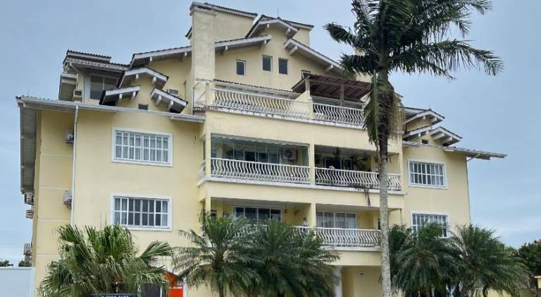 Beautiful rental apartment | Next to the beach | Pets are welcome in Florianópolis
