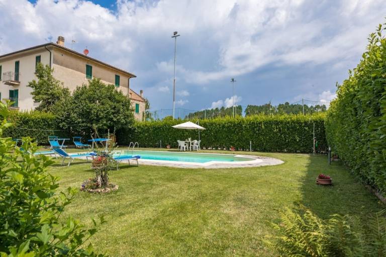 Villa  Monticiano