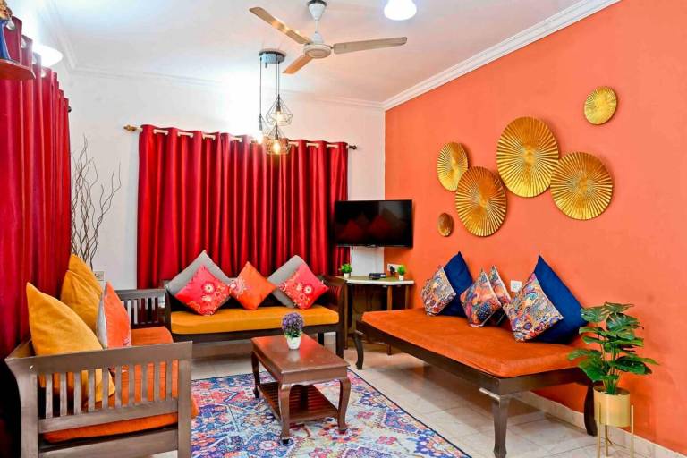 Villa with yard & pool in Calangute