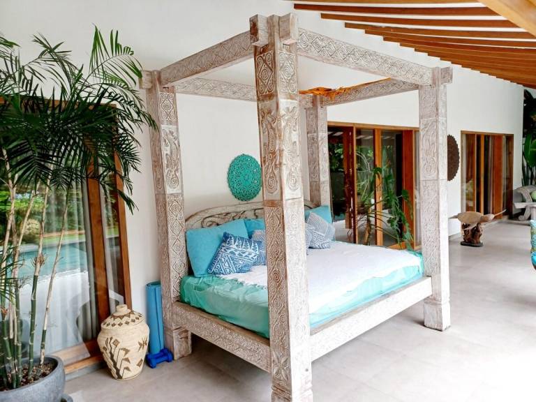 Pleasant vacation home with pool & garden | Perfect for remote work | Pet-friendly — photo 3